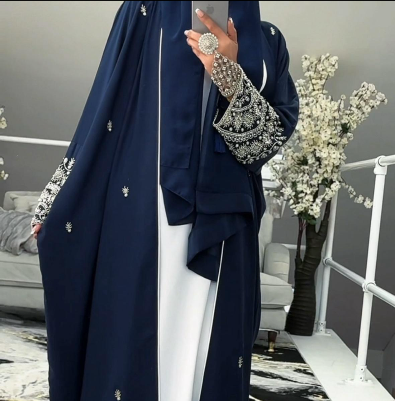 Madiha Abaya