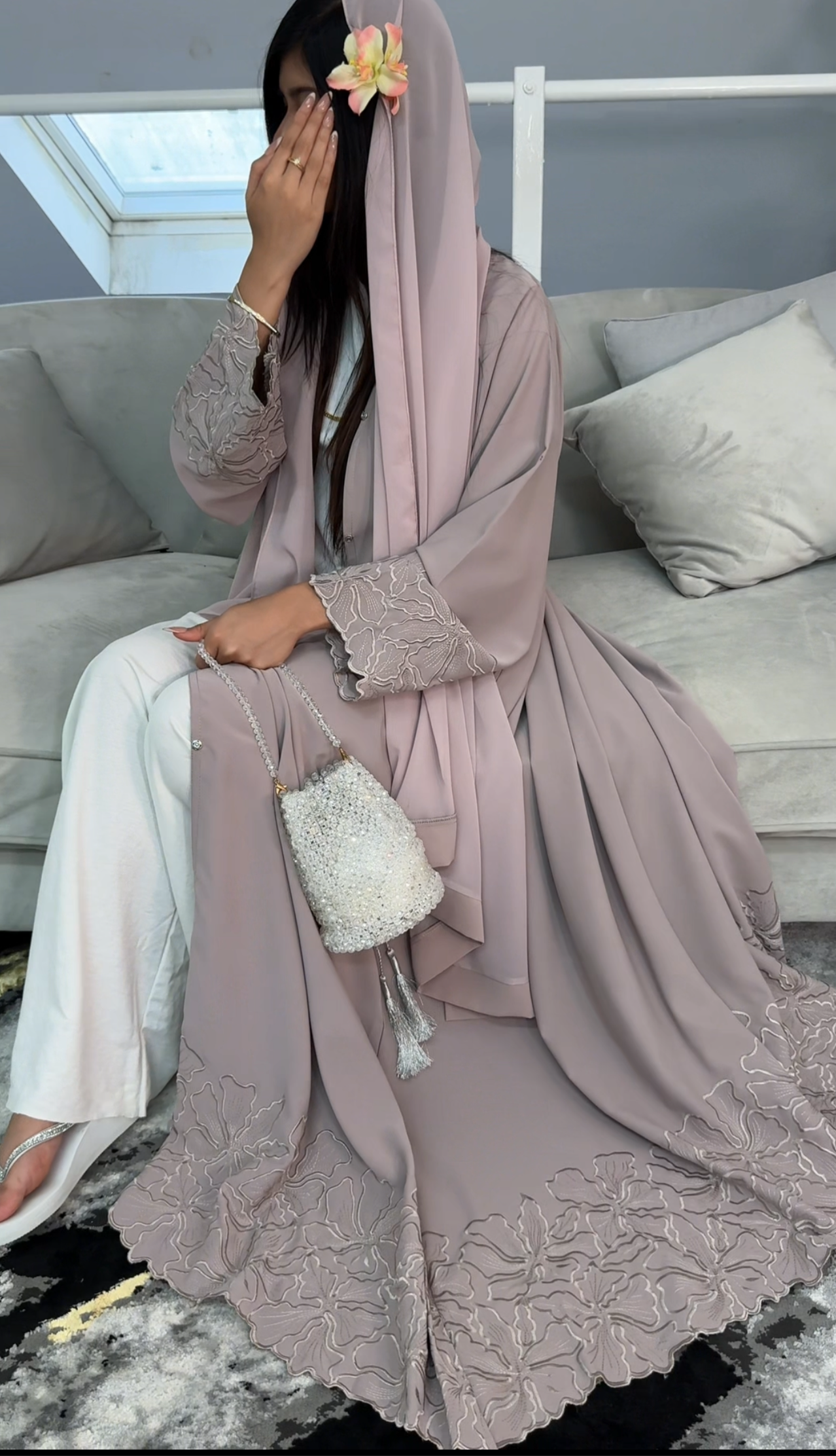 Nisha Abaya