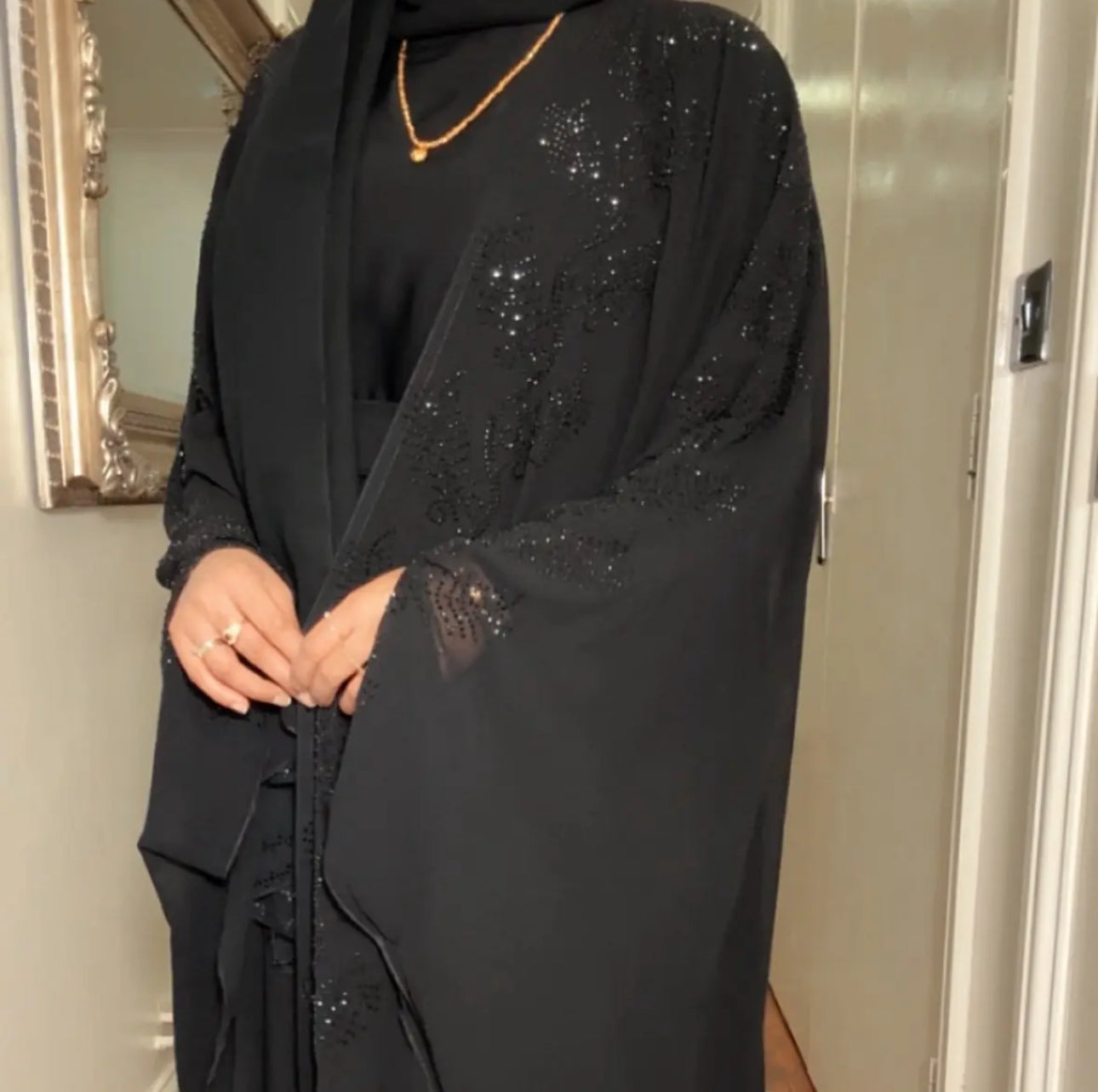 hiba Abaya
