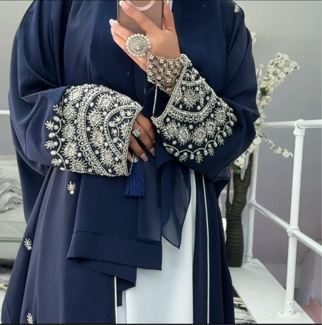 Madiha Abaya