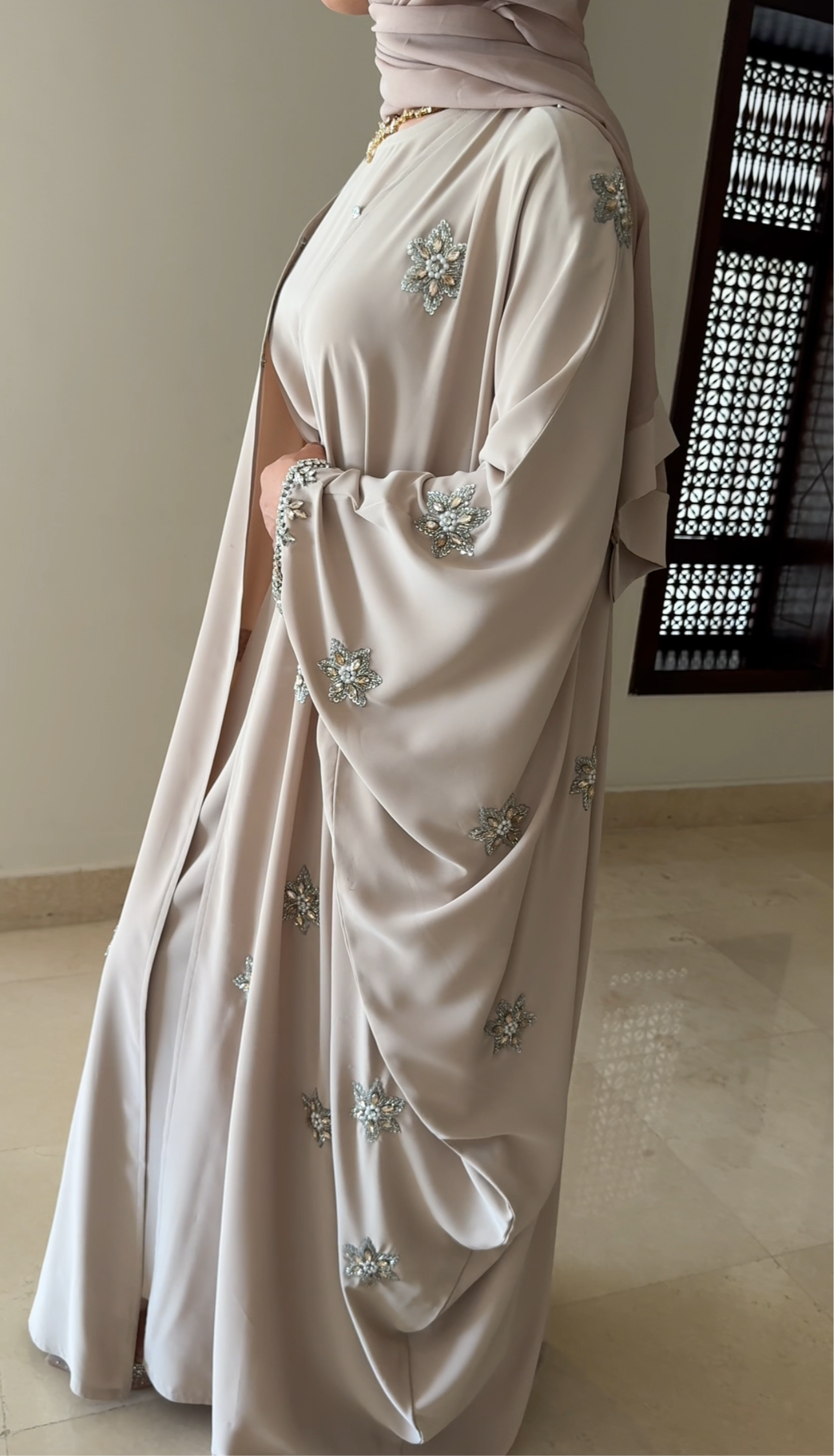 Nazia Abaya