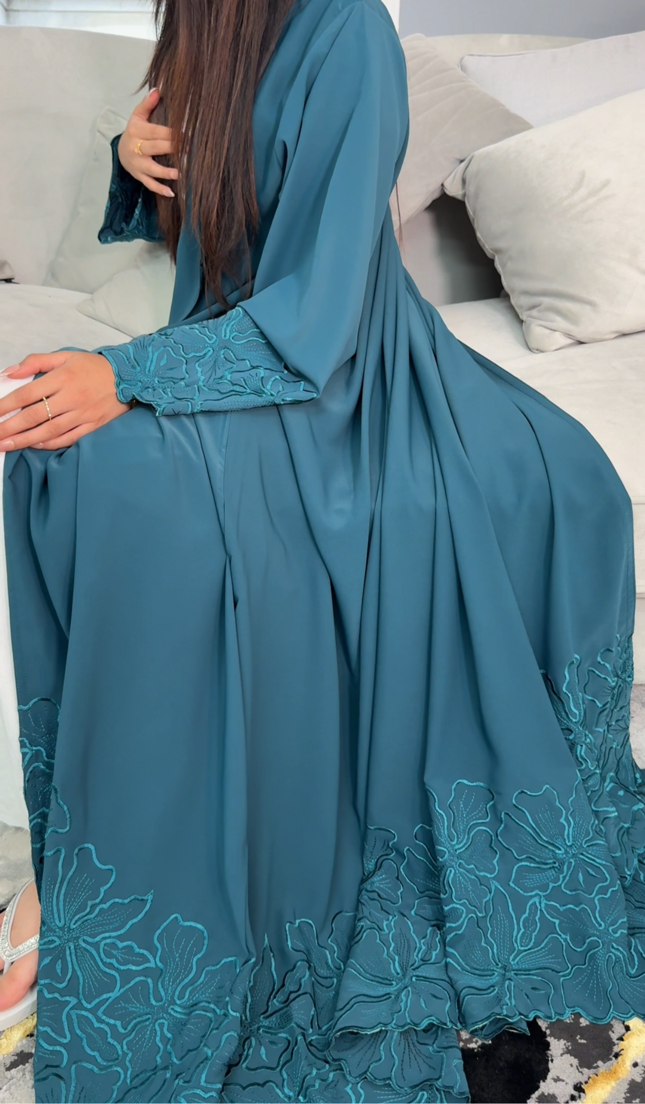 Nisha Abaya