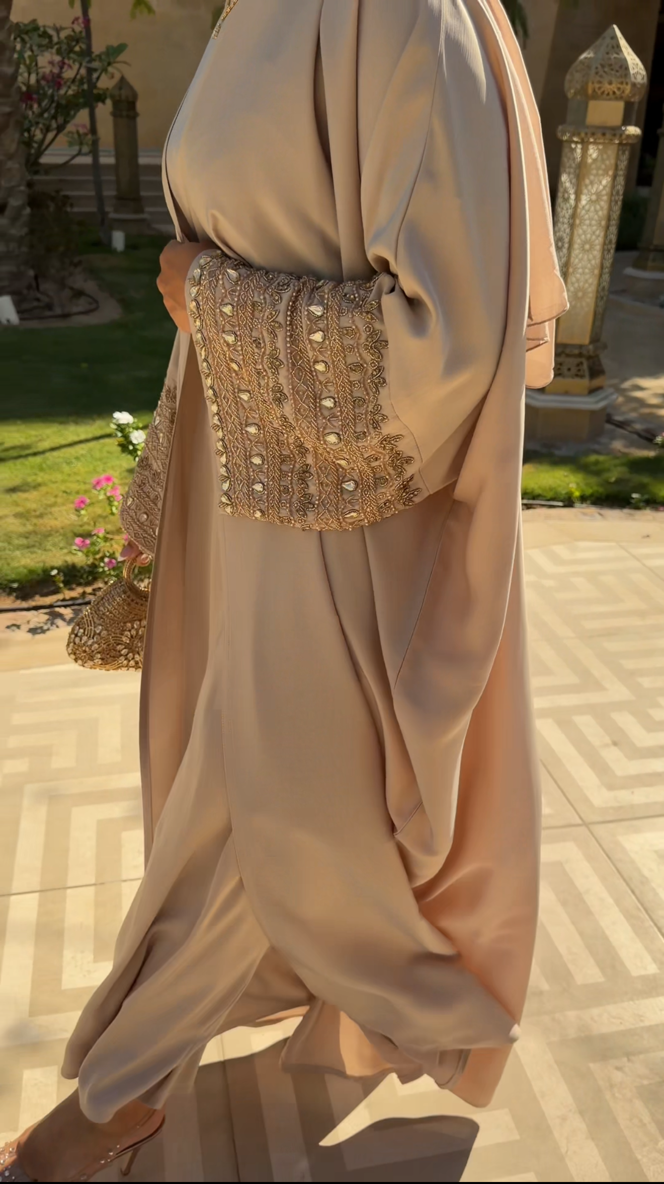 Mina abaya