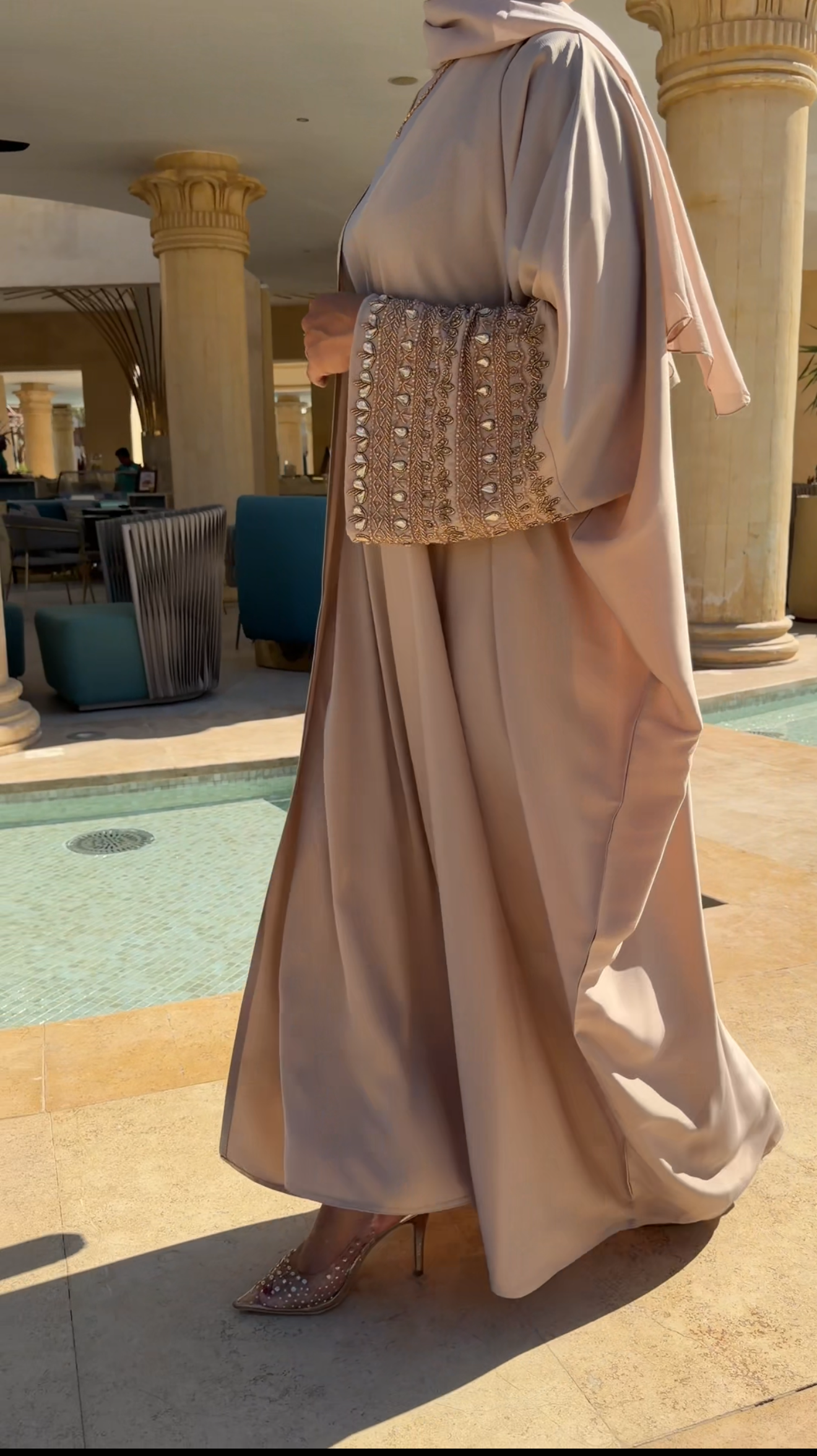 Mina abaya