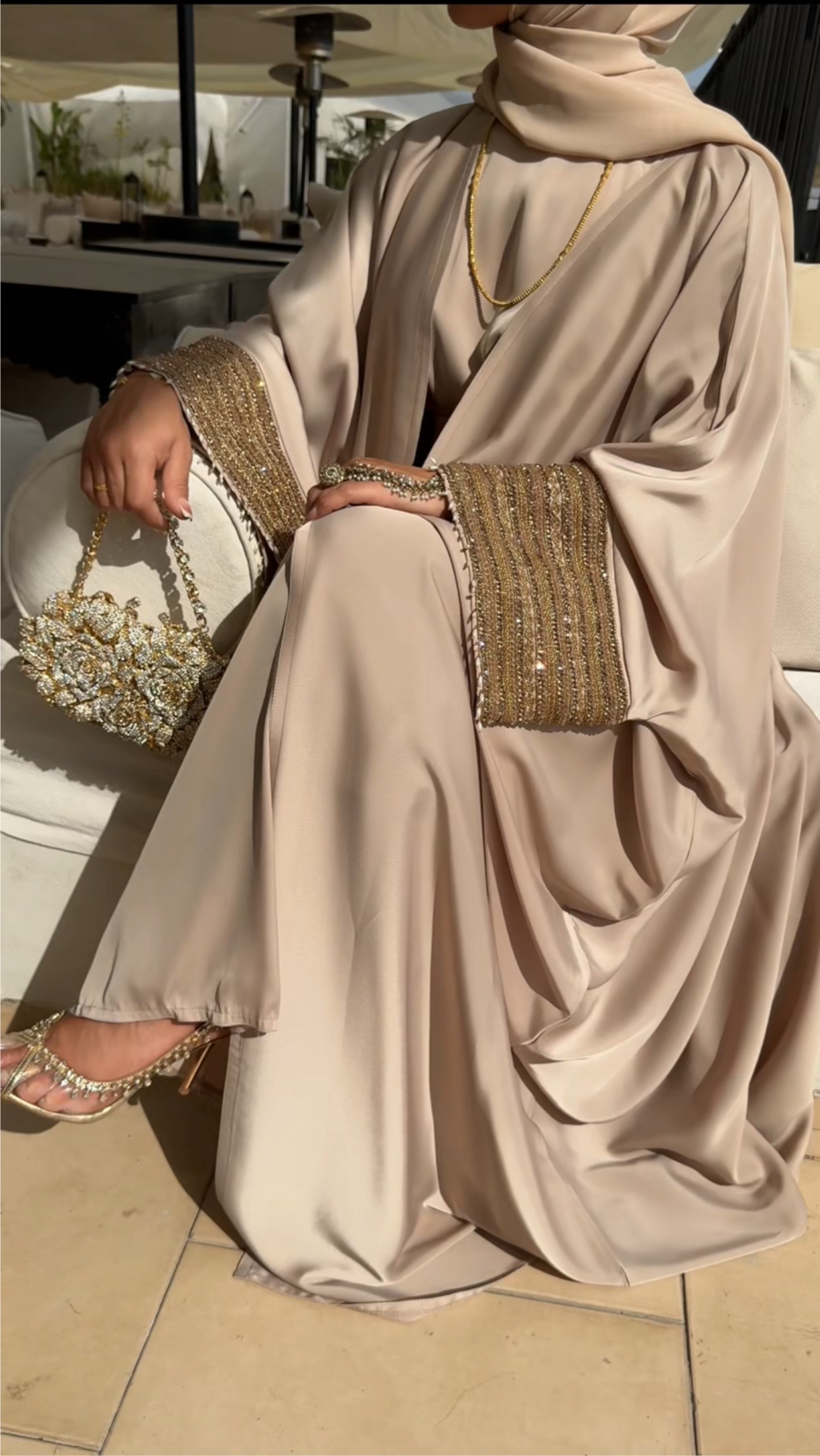 Neelam Abaya