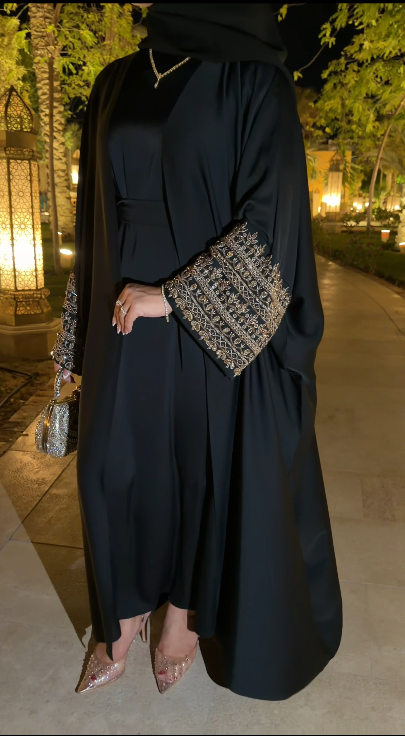 Mina abaya