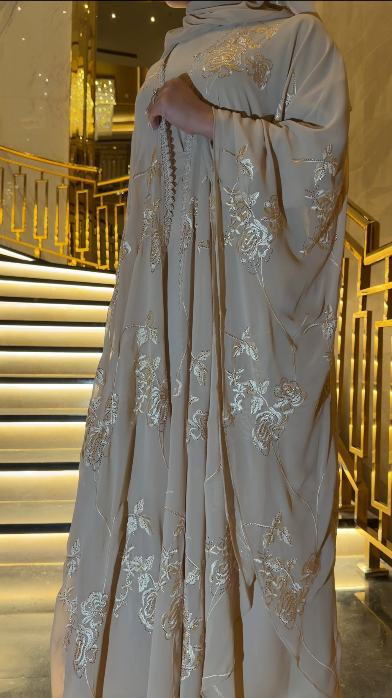 Dua abaya