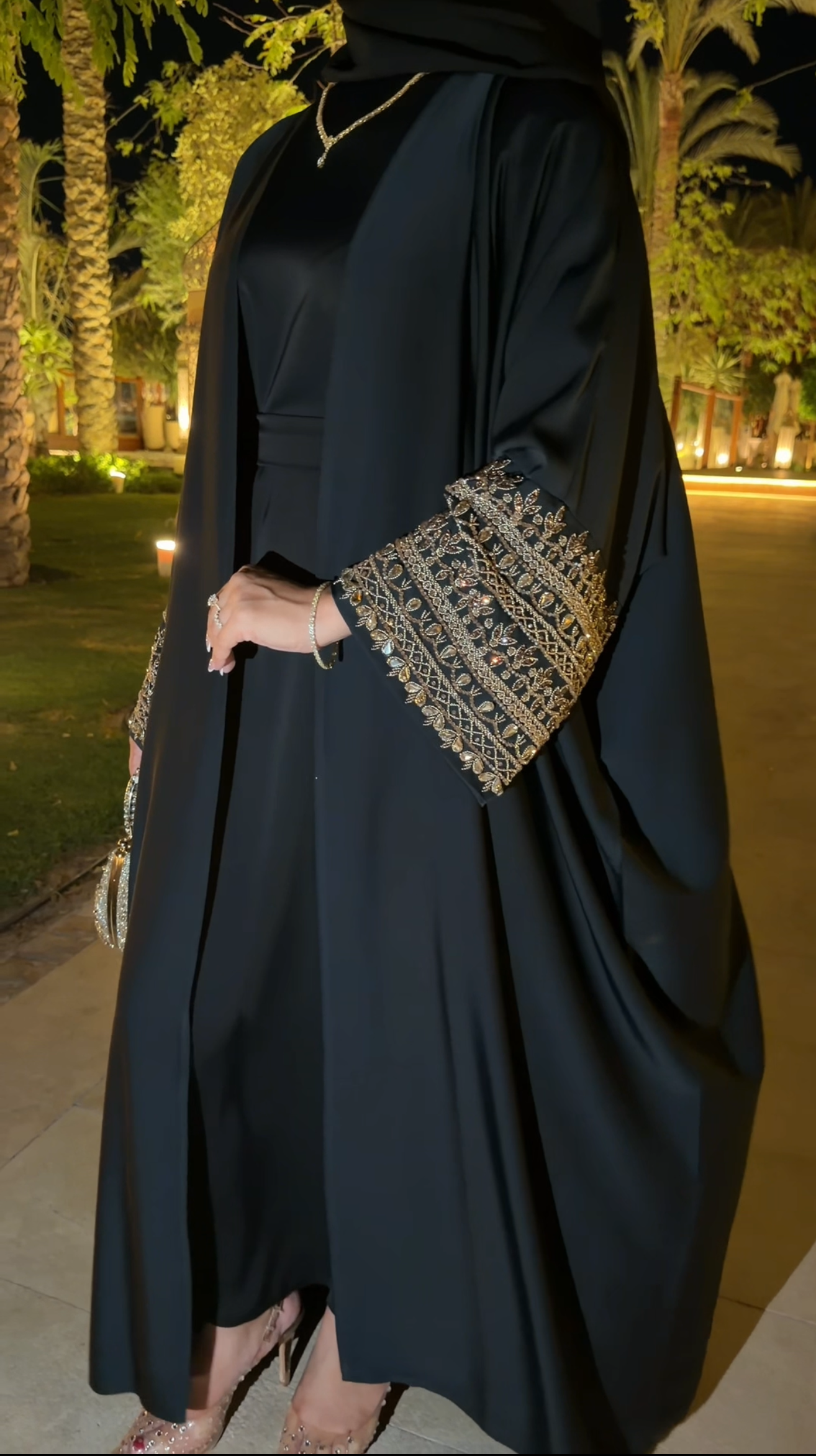 Mina abaya