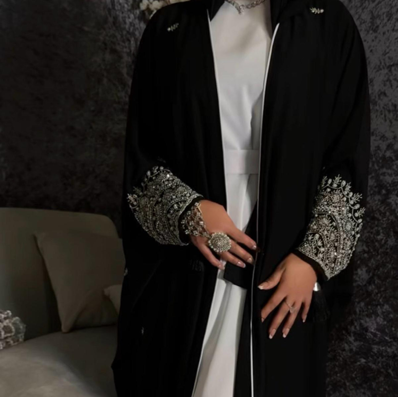 Madiha Abaya