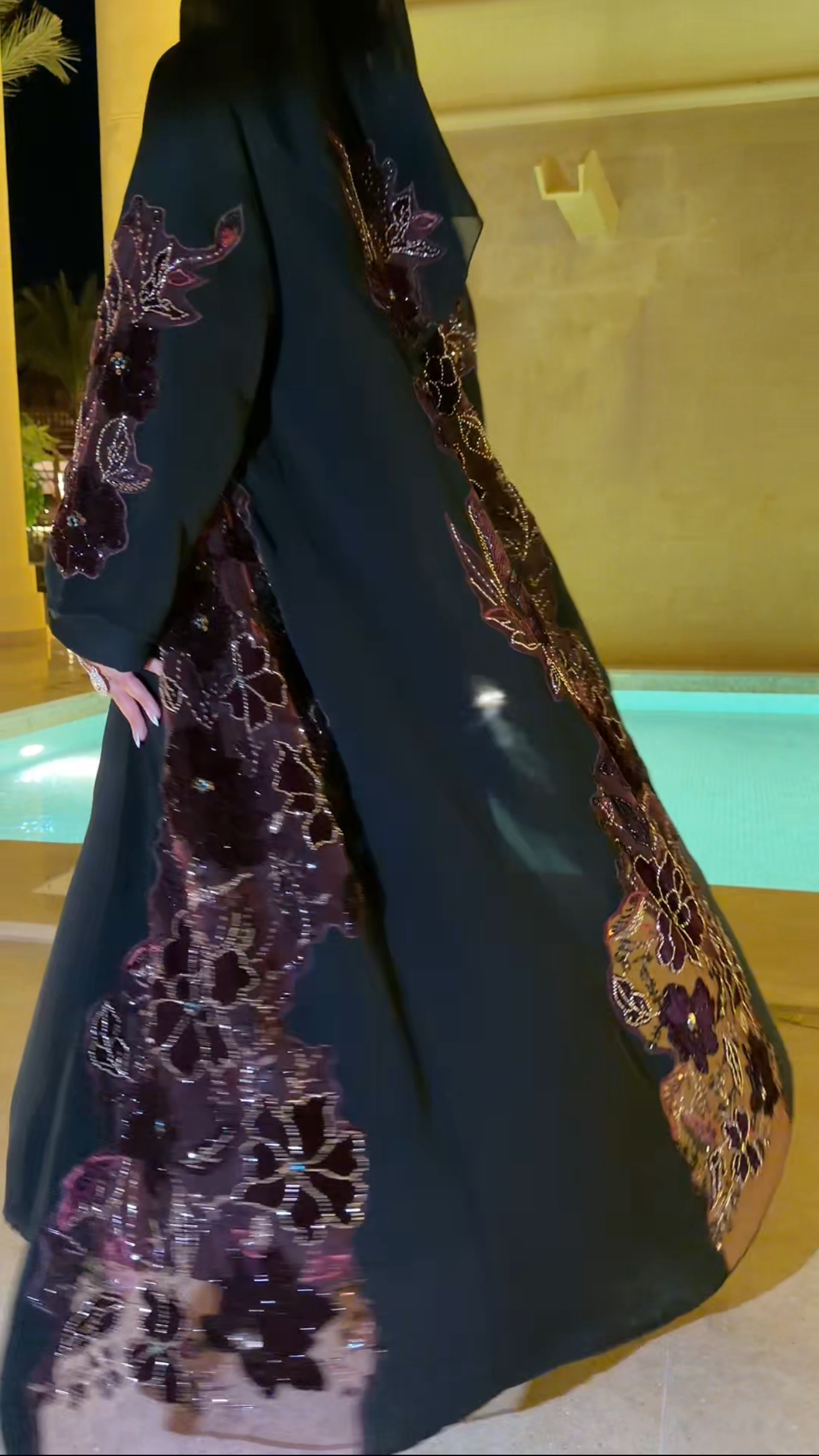 Akilah Abaya