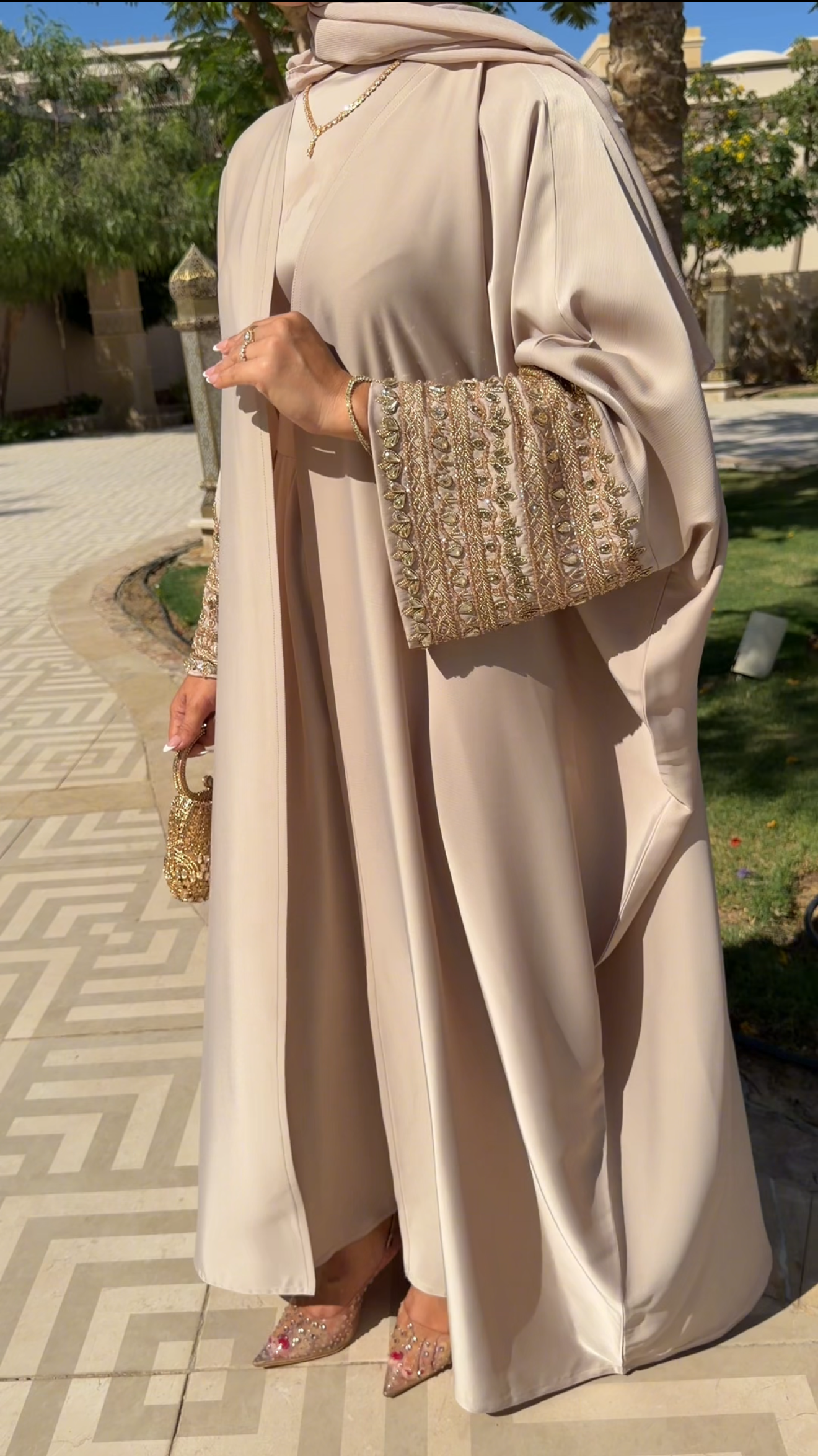 Mina abaya
