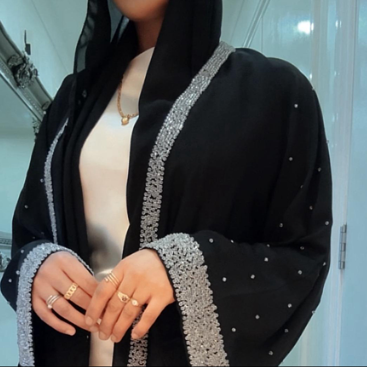 Safwa Abaya