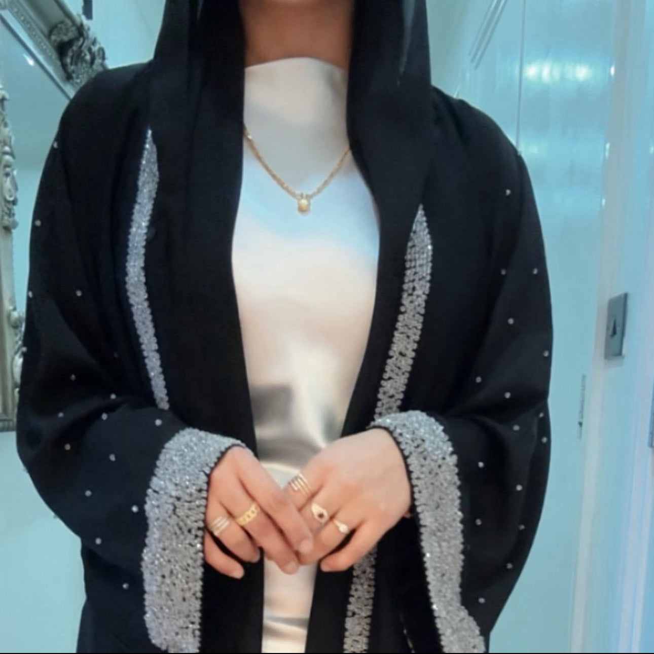 Safwa Abaya