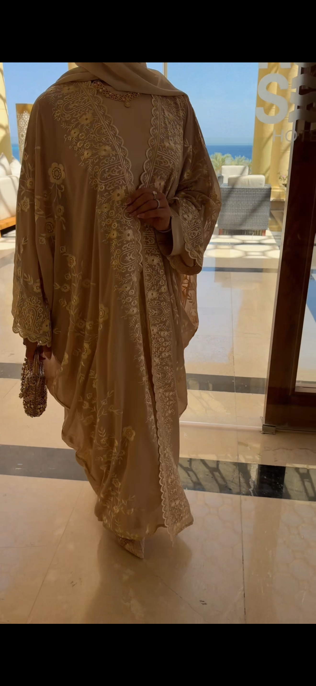 Iqra Abaya