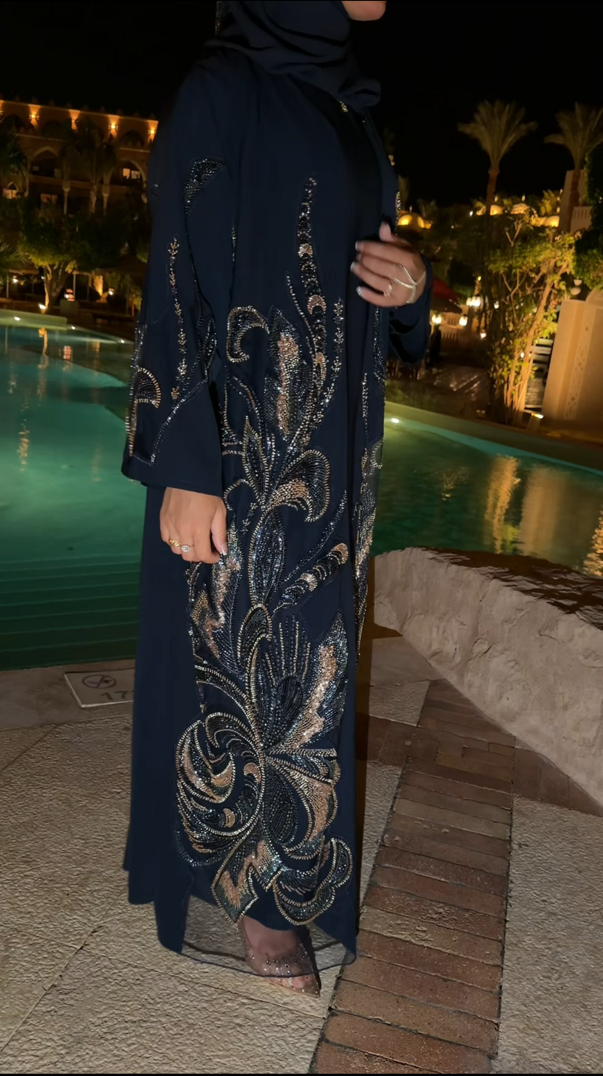 Ryesha abaya navy blue ￼
