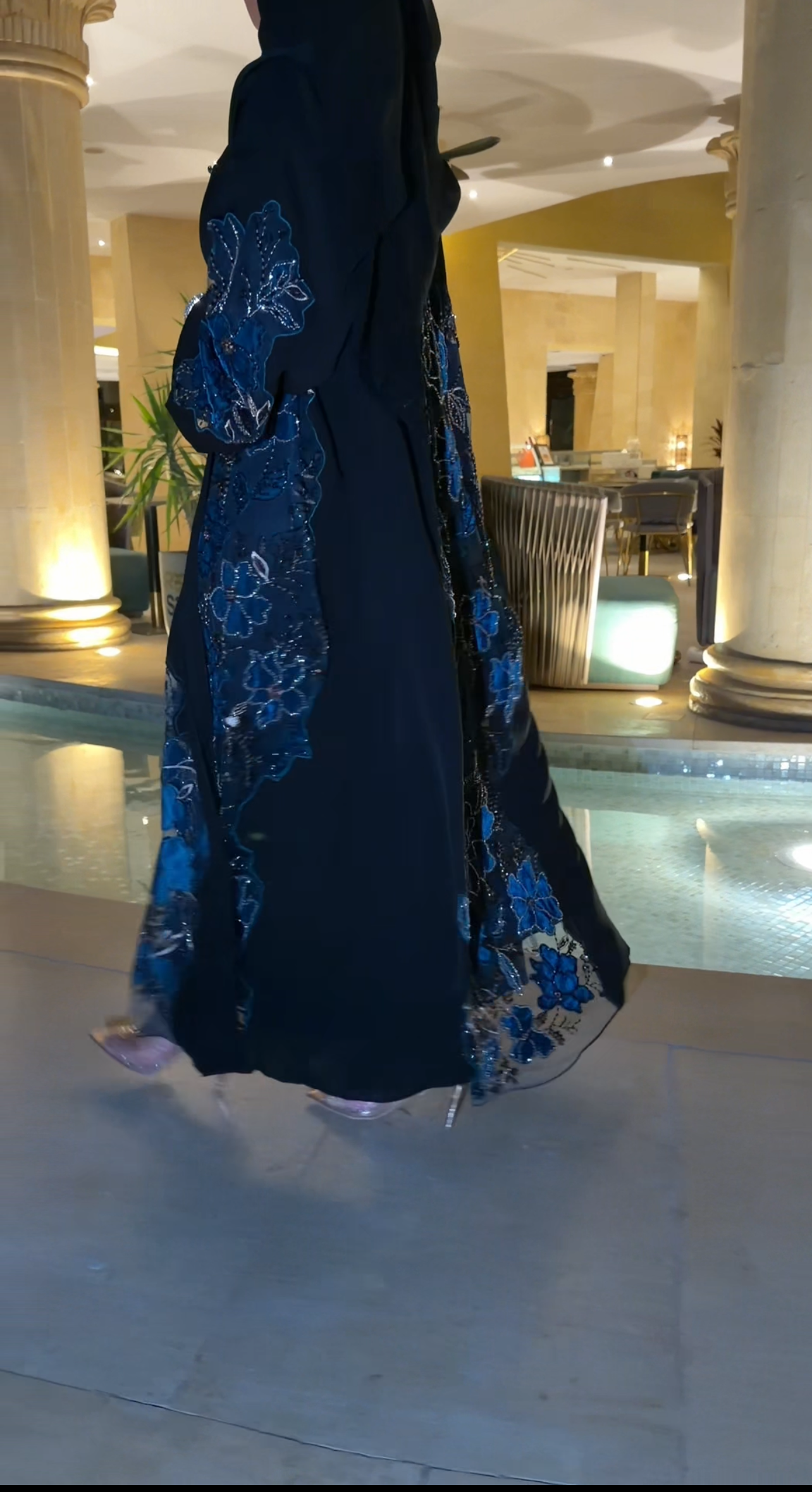 Akilah Abaya