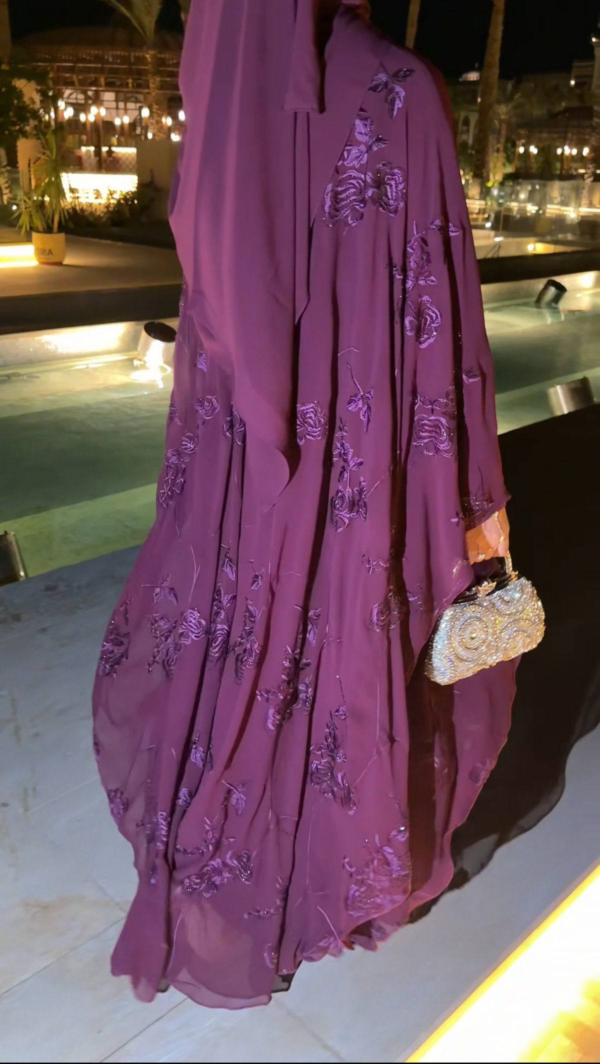 Dua abaya
